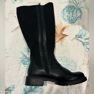 Torrid boots